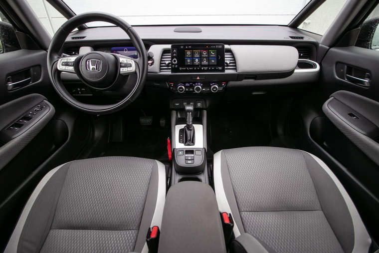 Vehicle Image 15