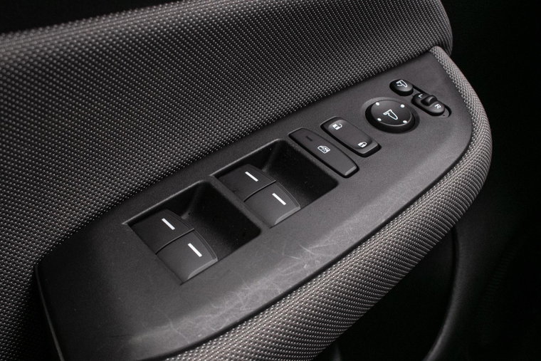 Vehicle Image 39