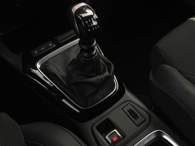 Vehicle Image 23