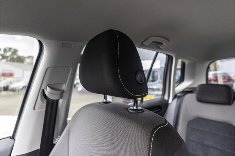 Vehicle Image 11