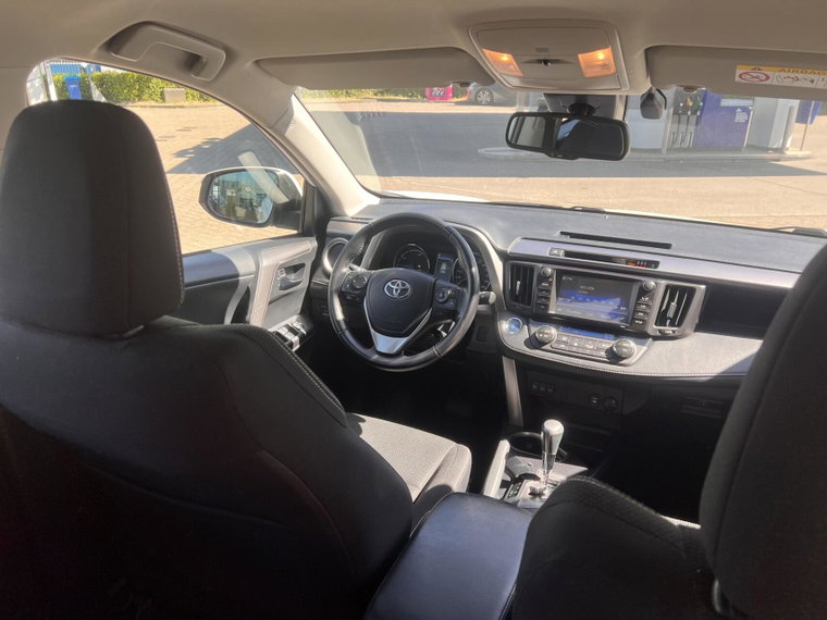 Vehicle Image 21