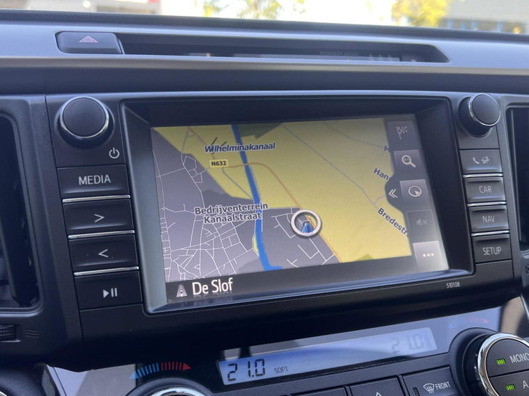 Vehicle Image 26