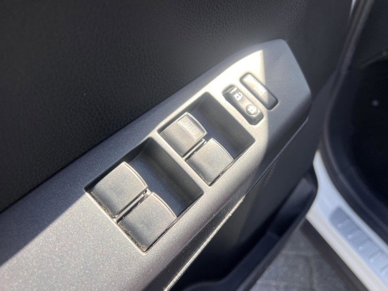 Vehicle Image 41