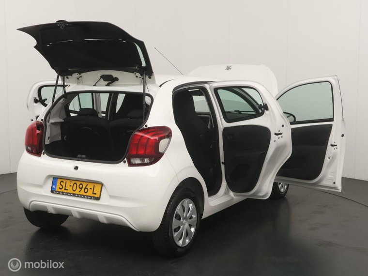 Vehicle Image 21