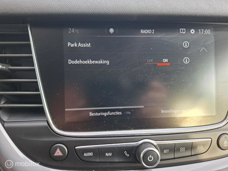 Vehicle Image 37