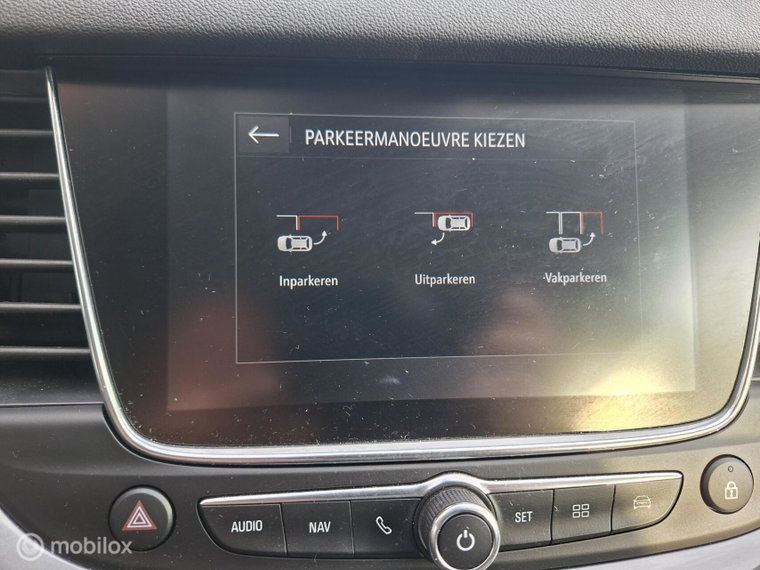 Vehicle Image 38