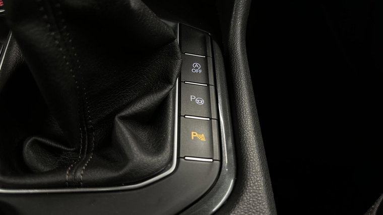 Vehicle Image 52