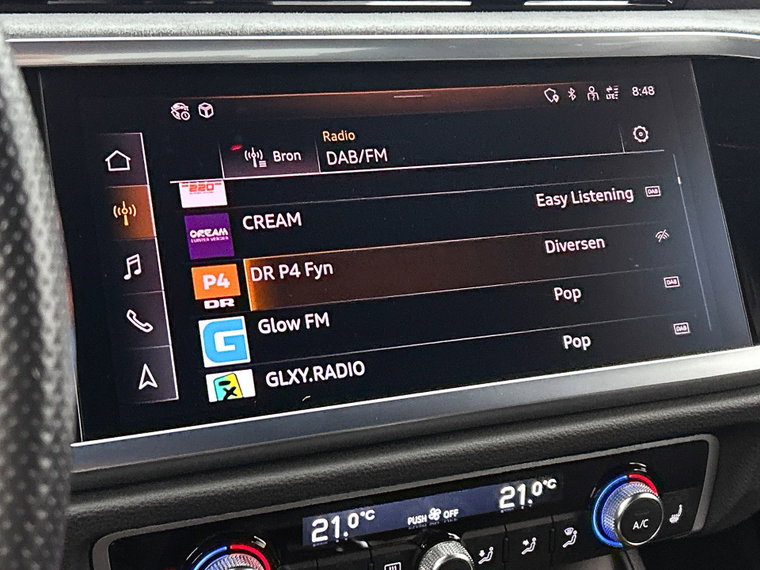 Vehicle Image 21