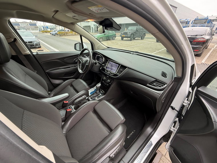 Vehicle Image 33