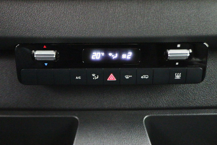Vehicle Image 41