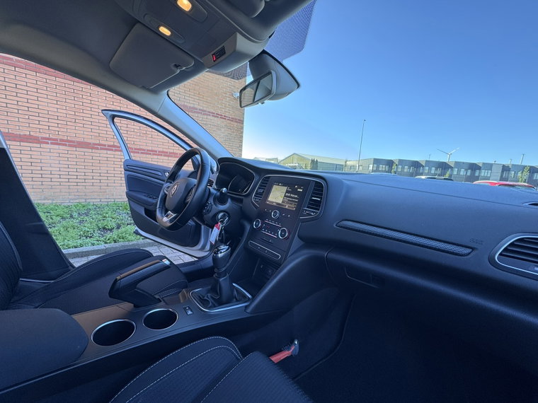Vehicle Image 31