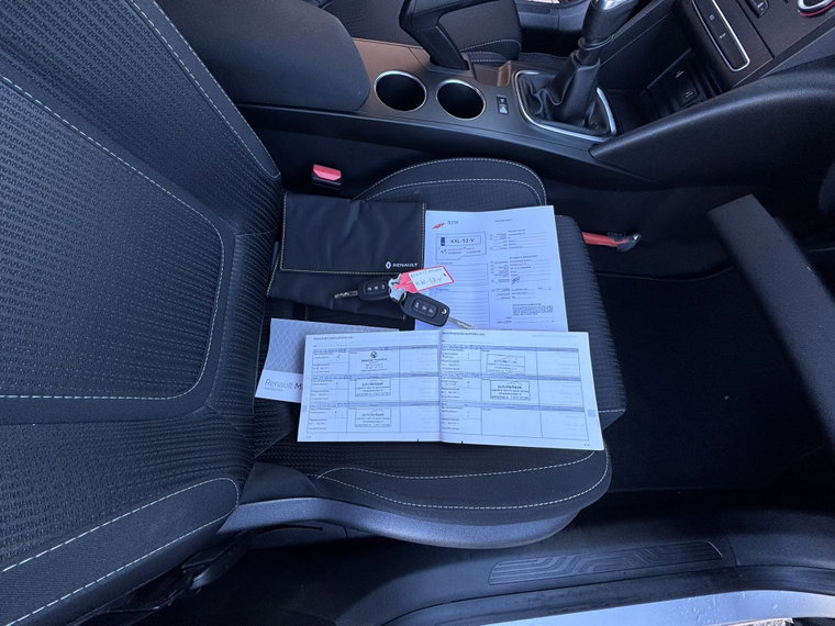 Vehicle Image 33