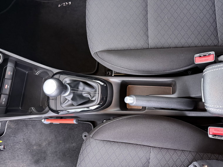Vehicle Image 33