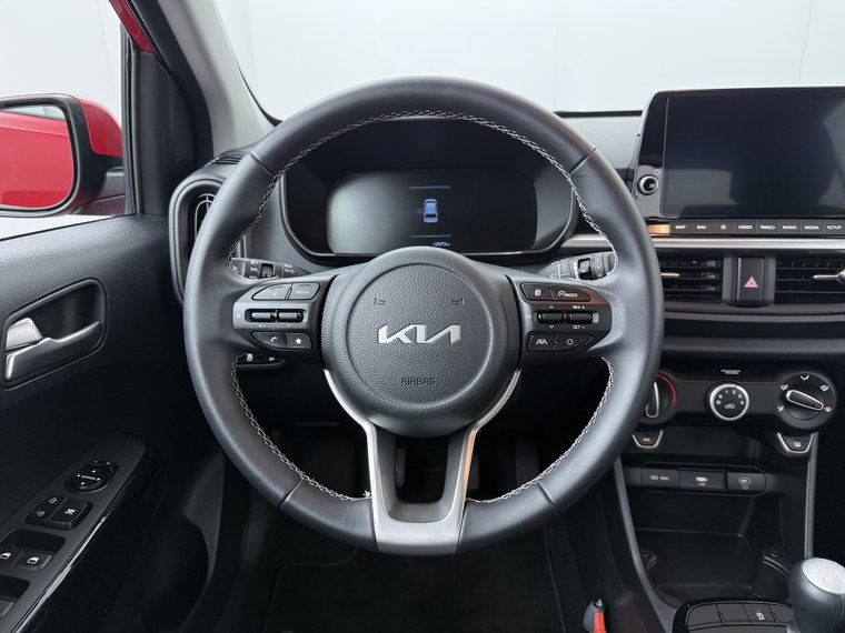 Vehicle Image 38