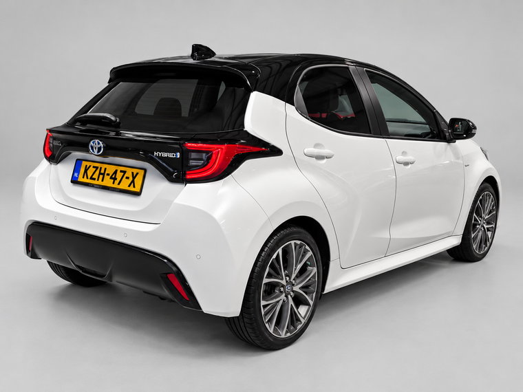 Vehicle Image 3