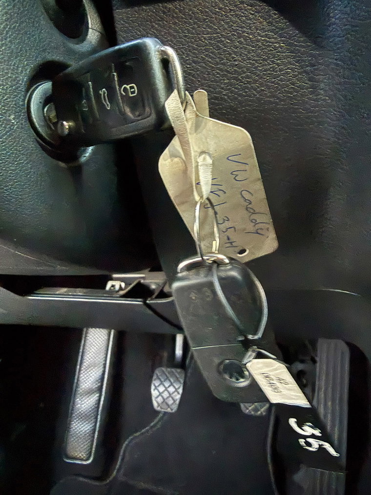 Vehicle Image 14