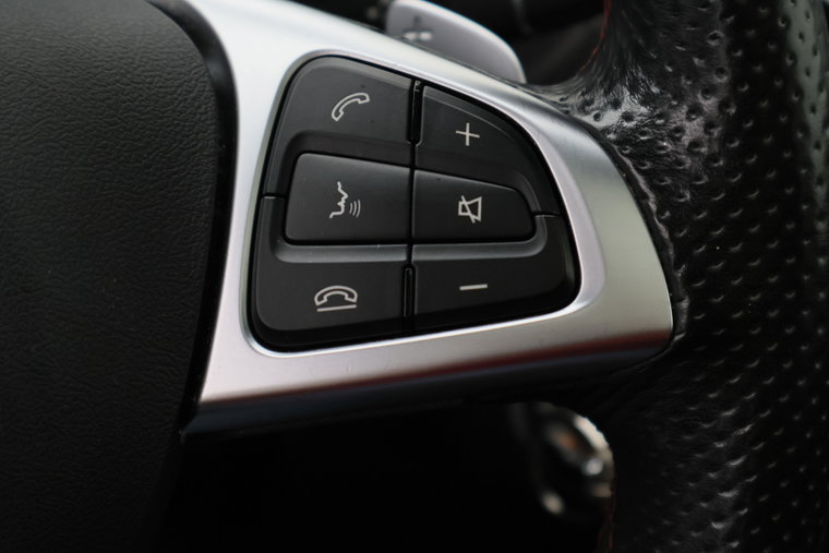 Vehicle Image 37