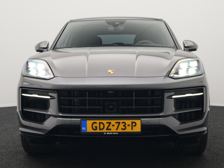 Vehicle Image 24