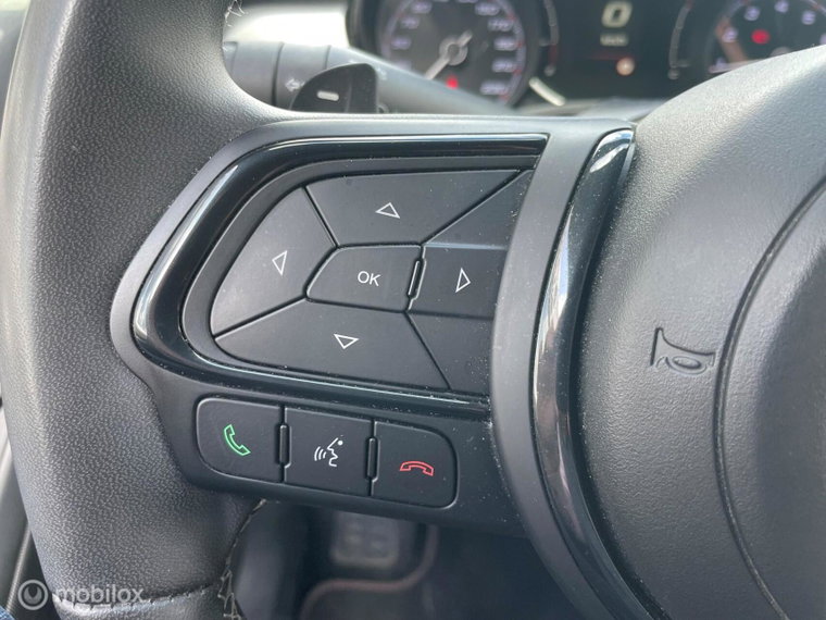 Vehicle Image 22