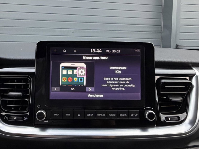 Vehicle Image 30