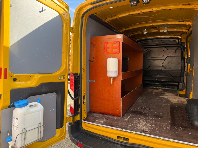 Vehicle Image 22
