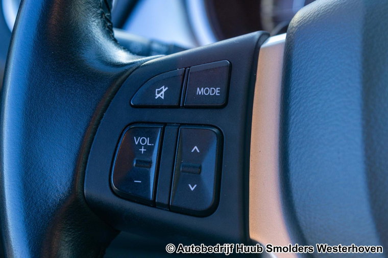 Vehicle Image 24