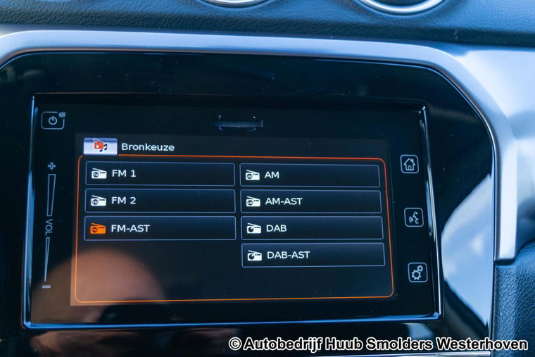 Vehicle Image 35