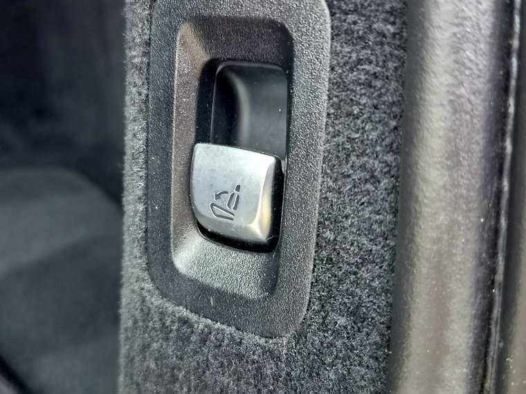Vehicle Image 51