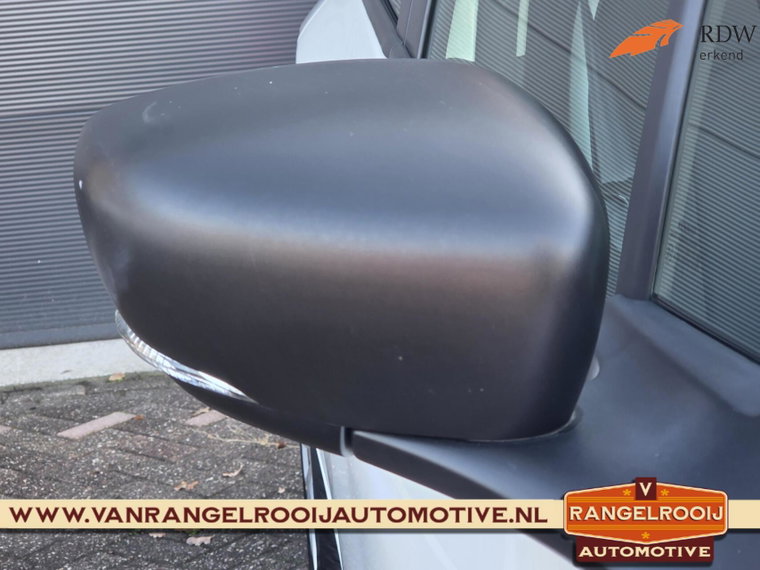 Vehicle Image 26