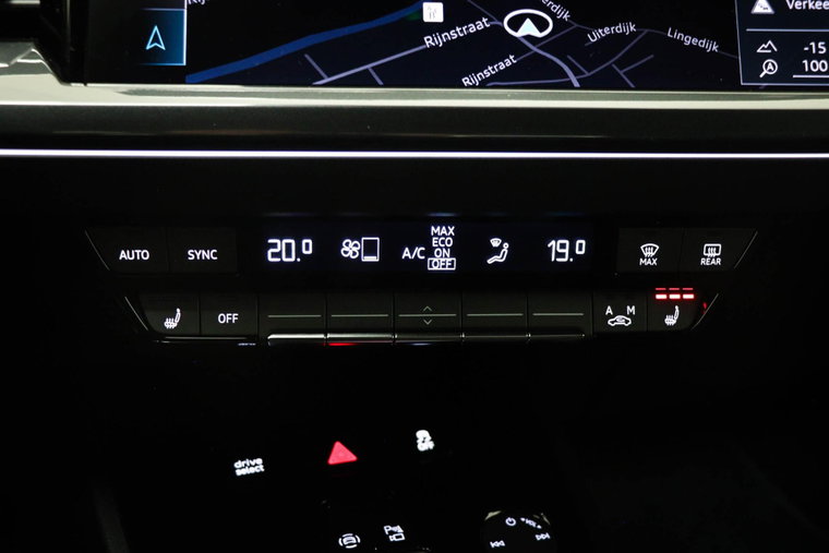 Vehicle Image 41