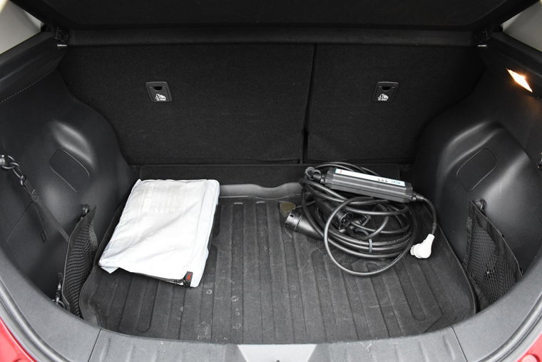 Vehicle Image 31