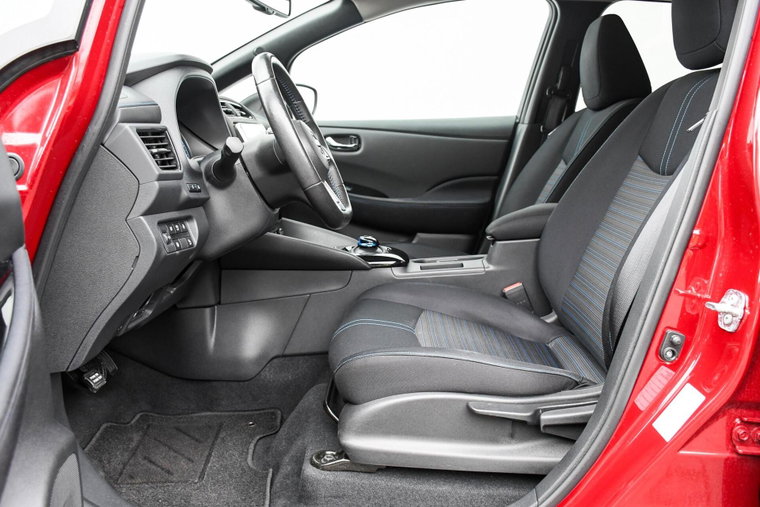 Vehicle Image 35