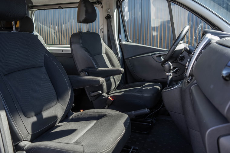 Vehicle Image 14