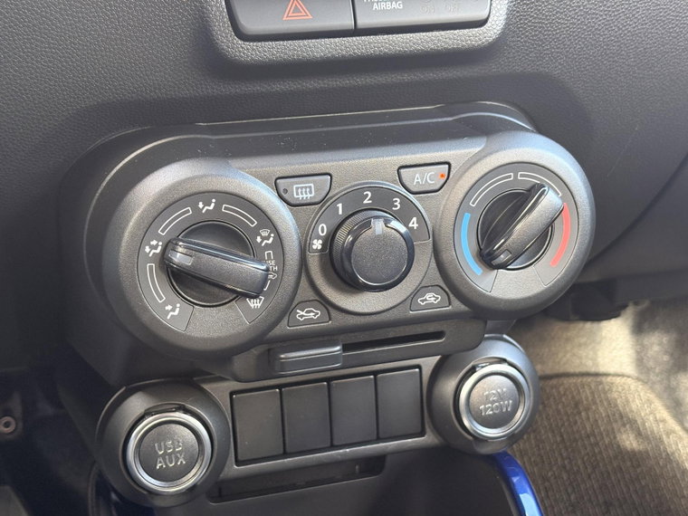 Vehicle Image 17