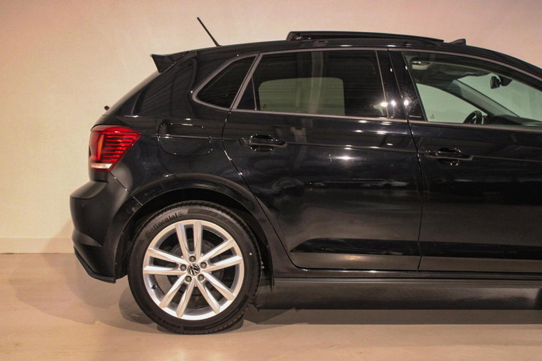Vehicle Image 19
