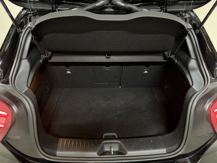 Vehicle Image 39