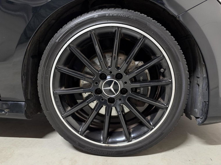 Vehicle Image 40