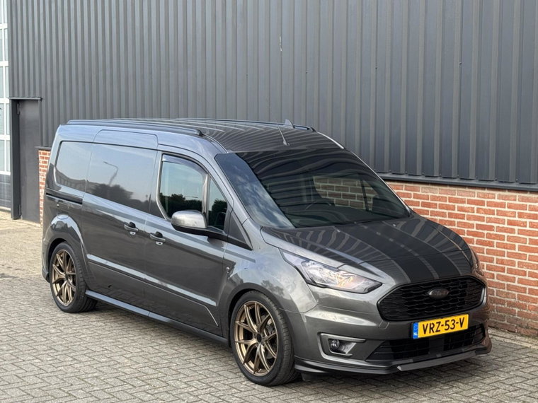 Vehicle Image 28