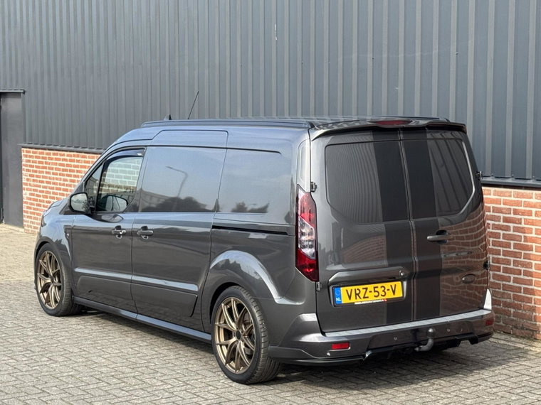 Vehicle Image 29