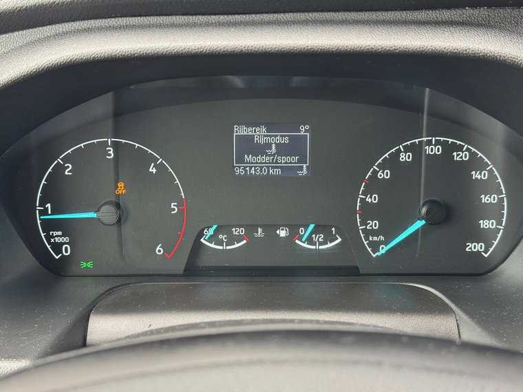 Vehicle Image 24