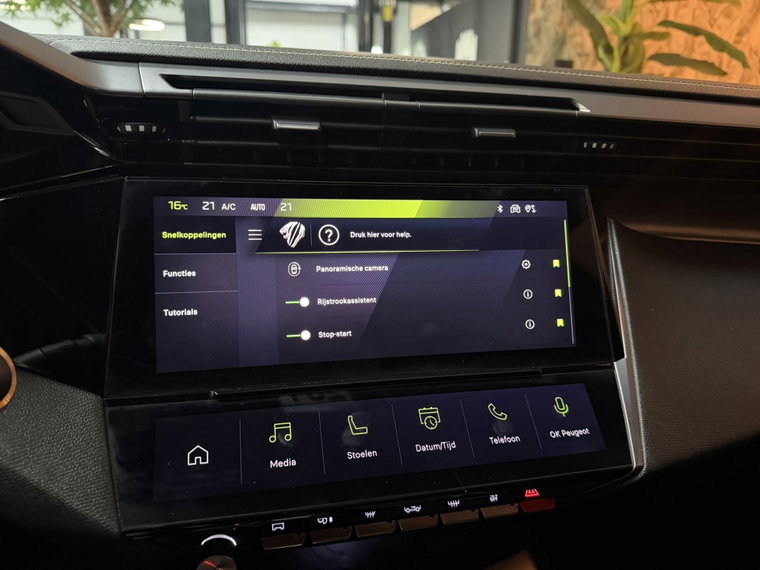 Vehicle Image 37