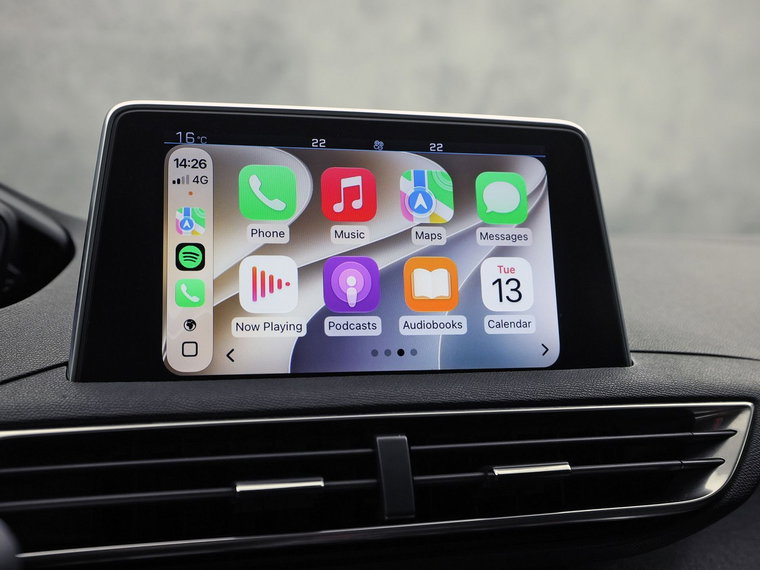 Vehicle Image 9