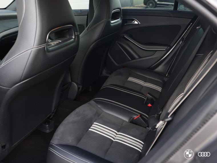 Vehicle Image 39