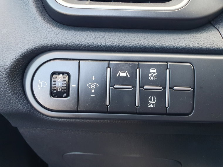 Vehicle Image 42