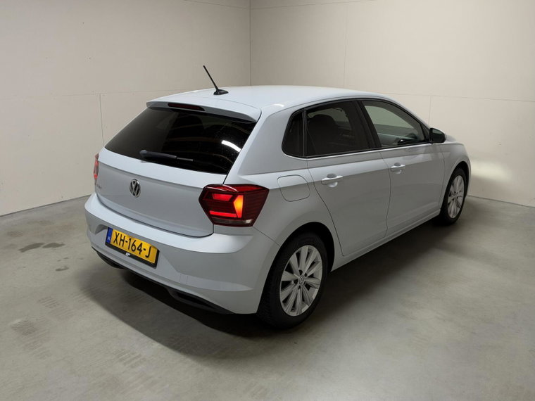 Vehicle Image 38