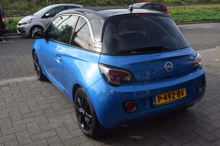 Vehicle Image 11