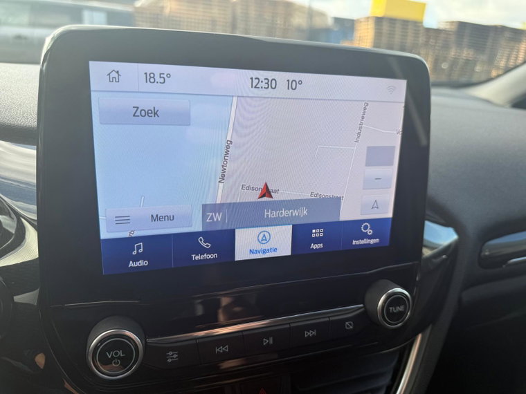 Vehicle Image 31