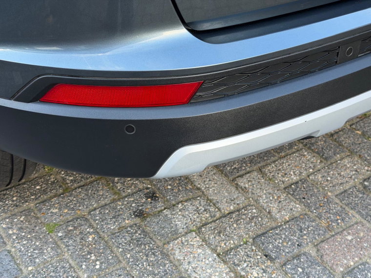 Vehicle Image 40