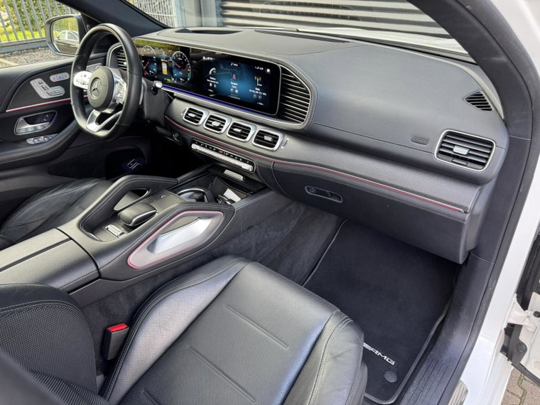 Vehicle Image 37
