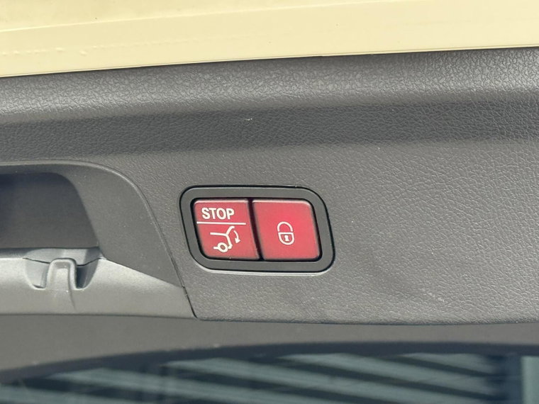 Vehicle Image 50